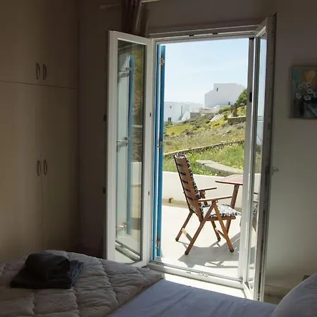 Cycladic With Sea View In Kalo Livadi בית נופש *